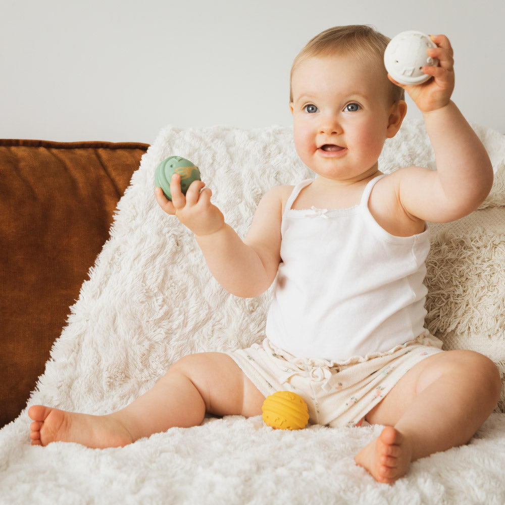 Sophie la girafe Natural Rubber Musical Balls