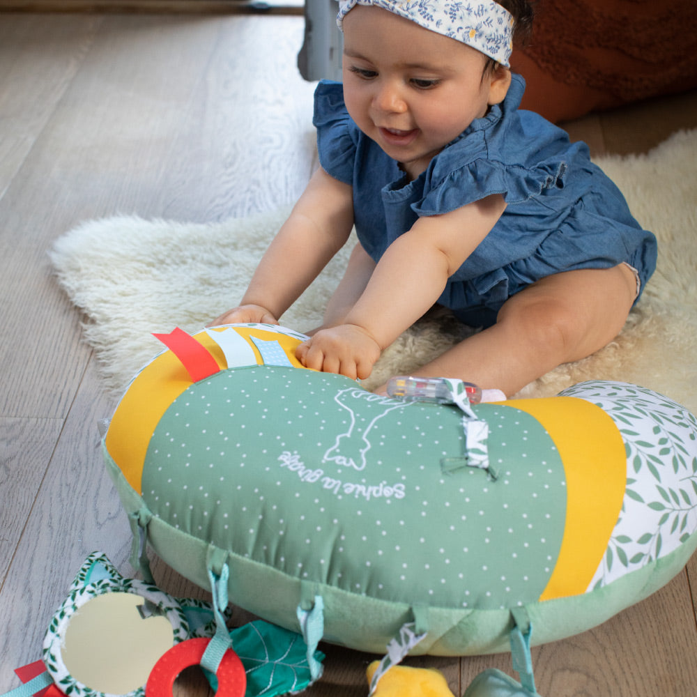 Sophie la girafe Cosy Play Cushion