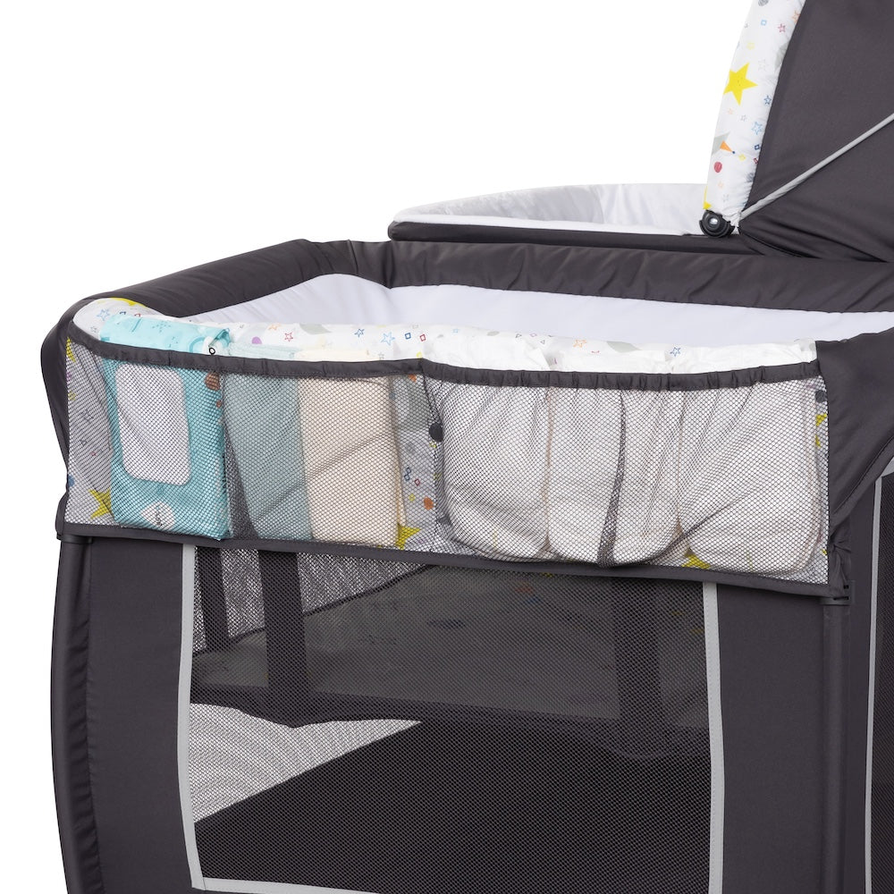Baby Trend Lil'Snooze Deluxe II Nursery Center Playard - Twinkle Twinkle Little Moon